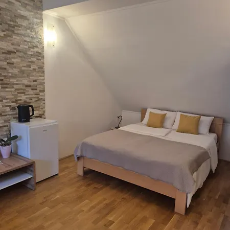 Wine House Kaloh Фермерский дом *