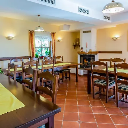 Wine House Kaloh Фермерский дом *