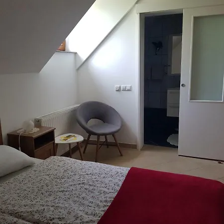 Wine House Kaloh Feriegård