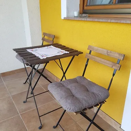 Wine House Kaloh Feriegård *